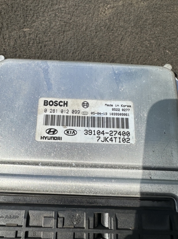 Блок двигуна 3910427400 HYUNDAI