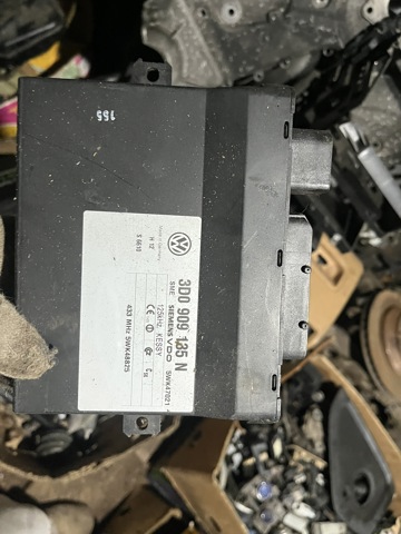 Блок управління центральним замком 3D0909135N VAG