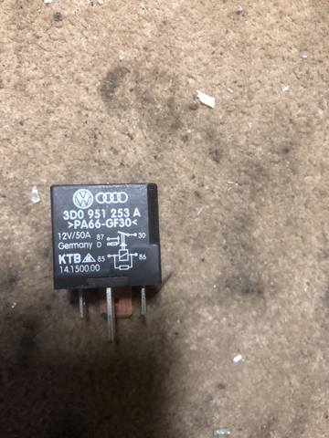 Реле покажчиків поворотів 3D0951253A VAG