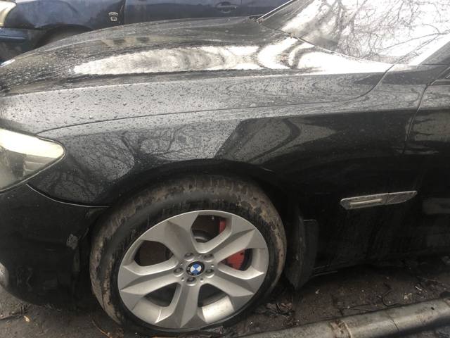 Переднє ліве крило 41007261461 BMW
