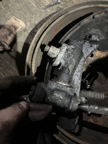 Робочий циліндр 44100EB30A NISSAN
