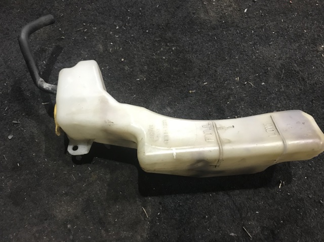 Бачок розширювальний 45150AG001 SUBARU