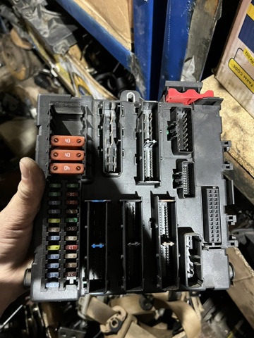 Виконавчий пристрій 460023260 GM