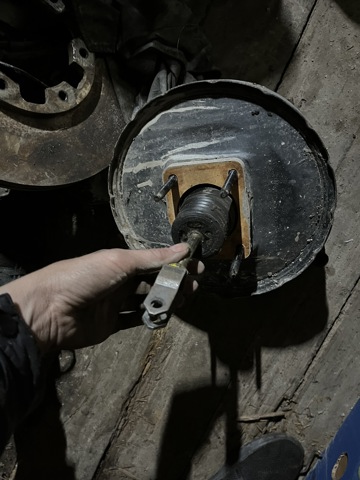 Підсилювач гальм вакуумний 47210VK106 NISSAN