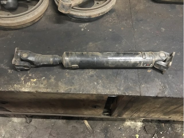 Карданчик вала рульової колонки, нижній 480800F000 NISSAN