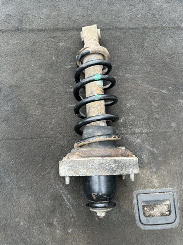 Пружини задні 4823105311 TOYOTA