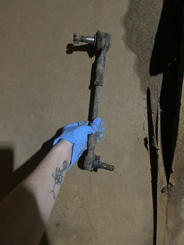 Тяга рульова в зборі 485103S525 NISSAN