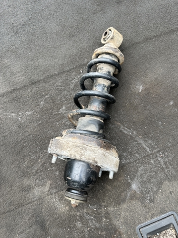 Амортизатор задній 4853009670 TOYOTA