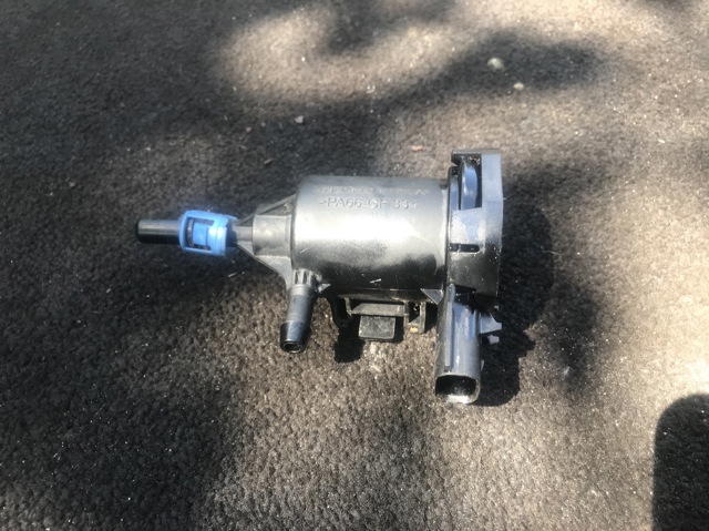 Клапан парів бака 4891741AA CHRYSLER