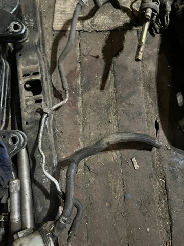 Шланг ГПК, низького тиску, від бачка до насосу 497179H000 NISSAN