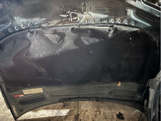 Підкладка-капот Audi A6 C5
