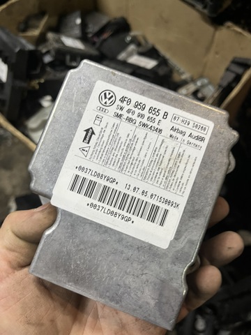 Модуль-процесор управління подушки безпеки 4F0959655B VAG