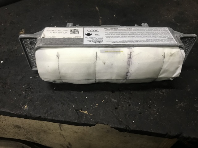 Подушка безпеки пасажира 4F1880204H VAG