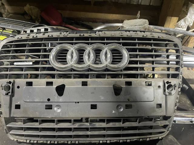 Облицювання радіатора 4L0853651 VAG
