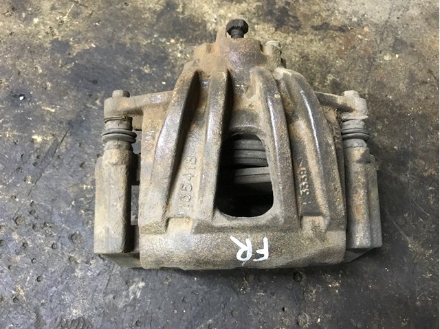 Супорт гальмівний, передній, правий 5066422AA CHRYSLER