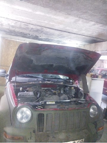 Бампер передній в зборі 5066606AA CHRYSLER