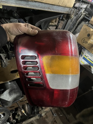Задні ліхтарі 5101896AB CHRYSLER