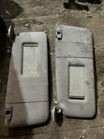 Козирок сонцезахисний 51168237095 BMW