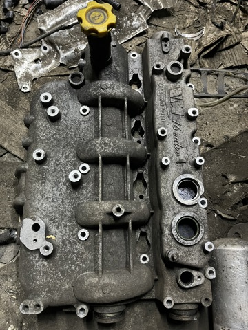 Кришка клапанів 5139867AA CHRYSLER