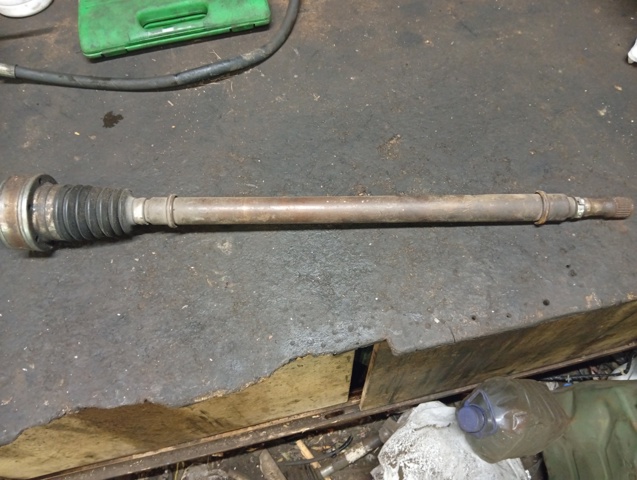 Кардан передній 52099498AB CHRYSLER