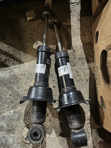 Стійка задня права 52611SWAE02 HONDA