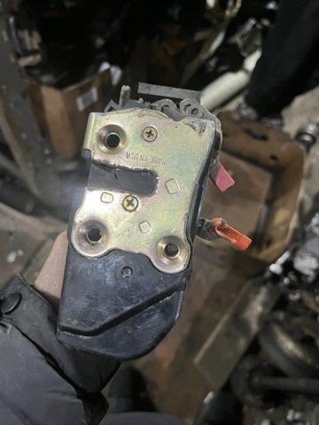 Замок двері правої передньої 55135606AB CHRYSLER