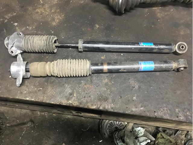 Амортизаційна стійка задня 556273 SACHS