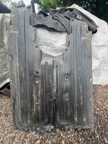 Захист днища, правий 56411AG043 SUBARU