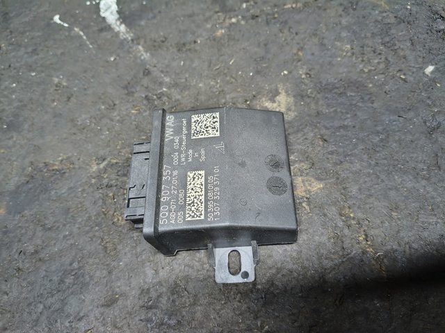 Модуль керування (ЕБК) адаптивного освітлення 5Q0907357 VAG