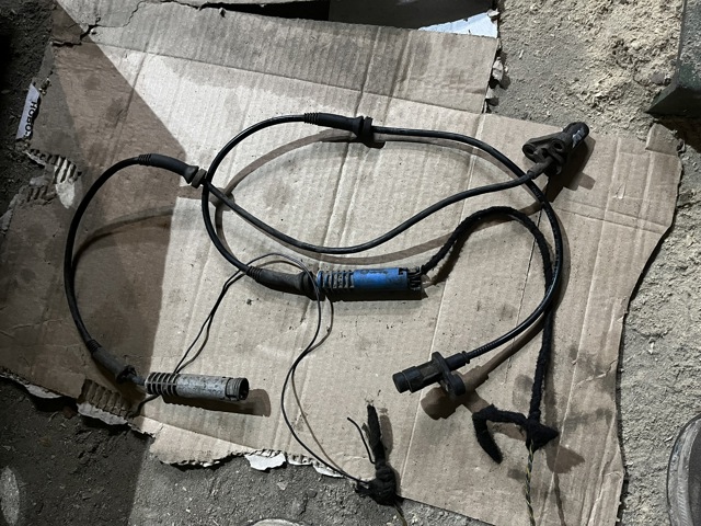 Датчик АБС (ABS) задній 611269087059 BMW