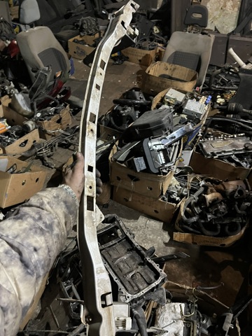 Буфер бампера переднього 62240EQ000 NISSAN