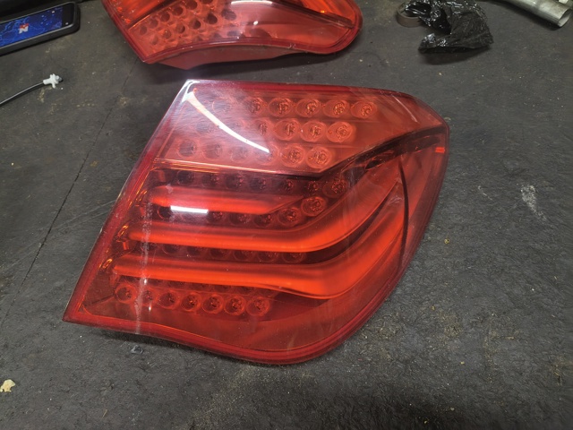 Ліхтар задній правий, зовнішній 63217182198 BMW