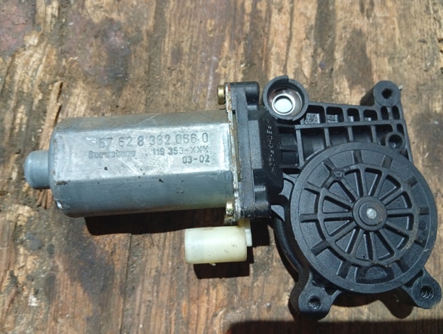 Привід ліфта задній 67628362066 BMW