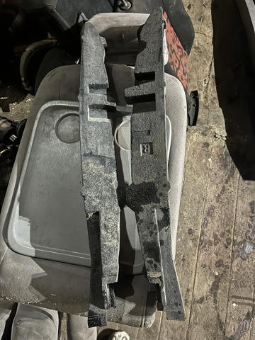 Ущільнювач крила 74155SWAA00 HONDA
