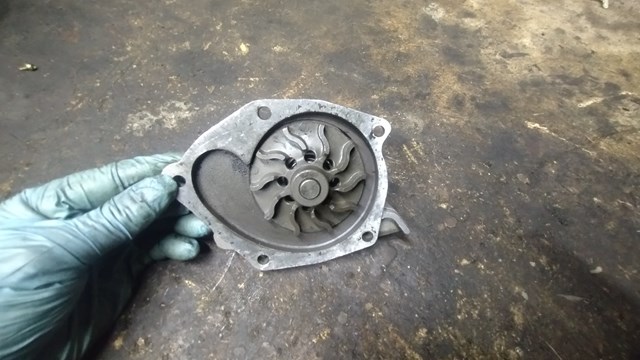 Насос системи охолодження 7701479043 RENAULT