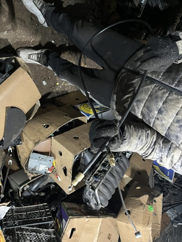 Трос ручного гальма передній 7L0721556 VAG