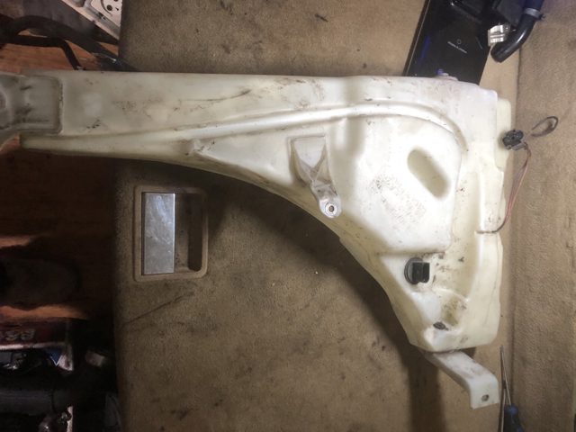 Бачок склоомивача 7L0955453D VAG