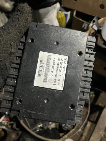 Модуль управління (ЕБУ) бортової мережі 7L6937049K VAG