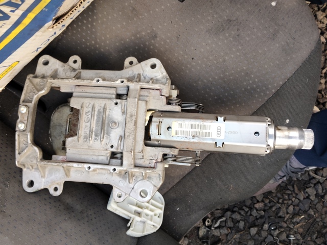 Колонка рульова 7L8419501M VAG