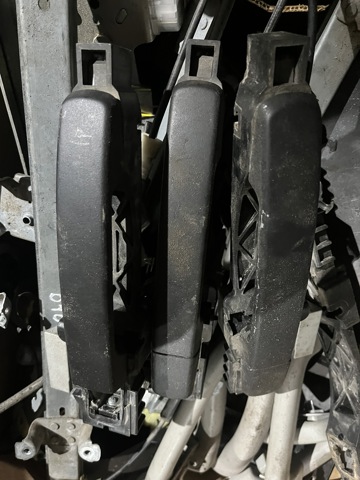 Ручка передньої двері зовнішня 80640EB100 NISSAN