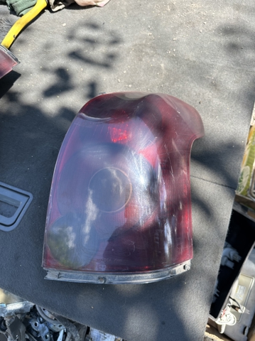 Задній правий стоп 8155105180 TOYOTA
