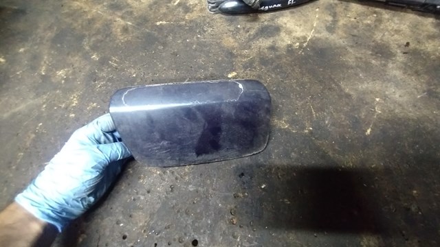 Лючок (дверцята) бензобака 8200002160 RENAULT