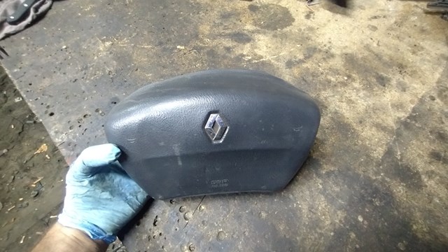 Подушка Айрбег водія 8200071201 RENAULT