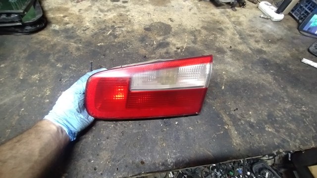 Фара задня права внутрішня 8200262111 RENAULT