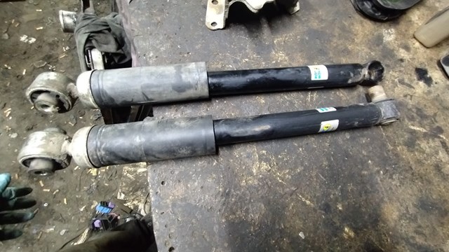 Амортизаційна стійка задня 8200283391 RENAULT
