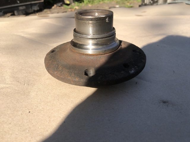 Маточина колеса передня Renault Scenic 2