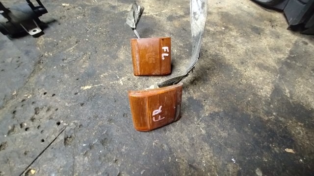 Покажчик повороту лівий 8200379188 RENAULT