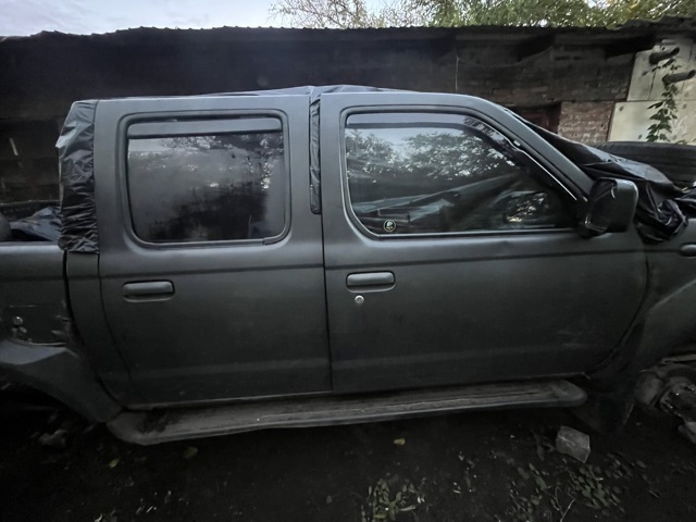 Двері задні в зборі 82100EB332 NISSAN