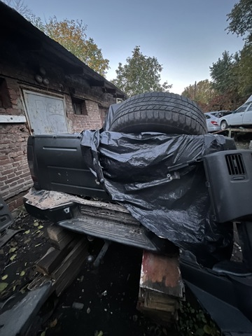 Буфер (бампер) задній Nissan Navara NP300 3