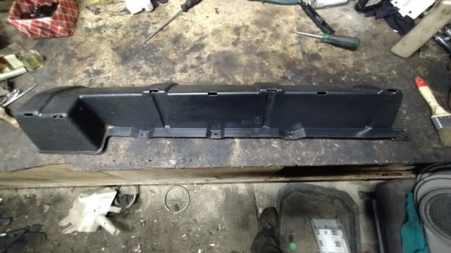 Молдинг бампера заднього 85066EQ000 NISSAN